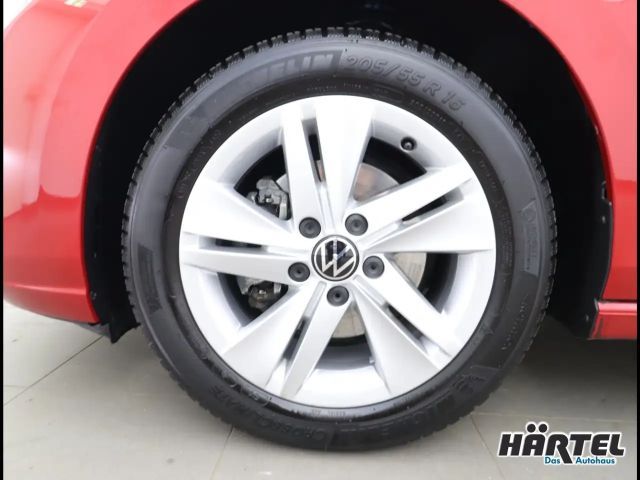 Volkswagen Golf DSG Life