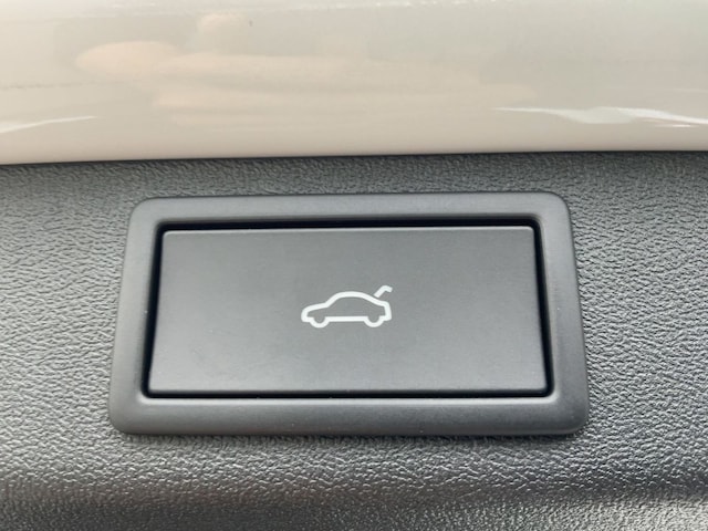 Skoda Elroq Elroq Elektromotor 360° SHZHI HUD CARPLAY