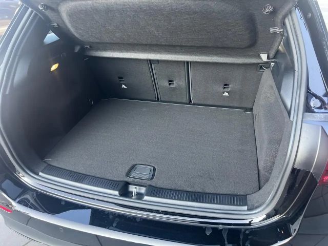 Mercedes-Benz B 200 Progressive Sedan