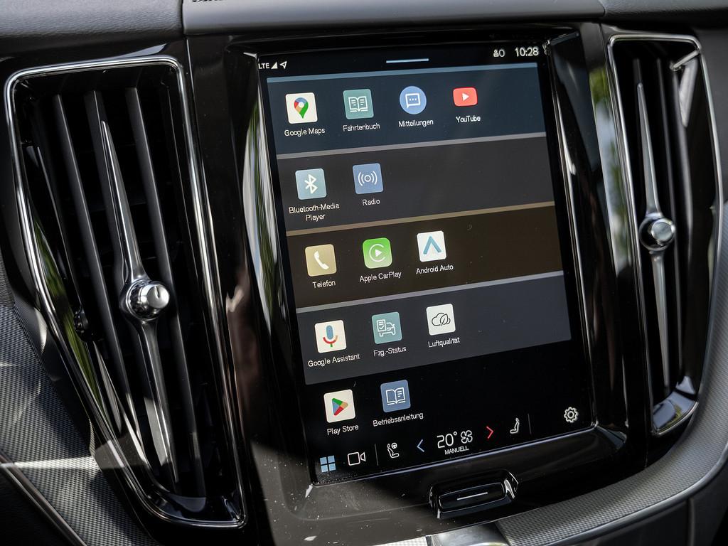 Volvo XC60 AWD Dark Plus Recharge T8