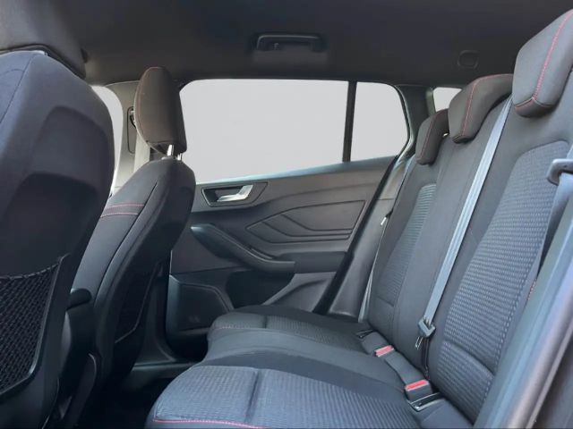 Ford Focus EcoBoost ST Line Wagon