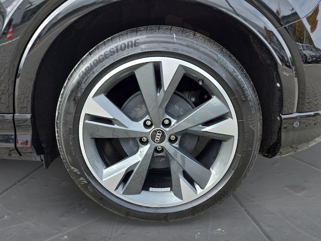 Audi Q4 e-tron 50 Quattro