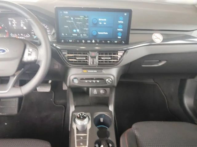 Ford Focus ST Line Wagon