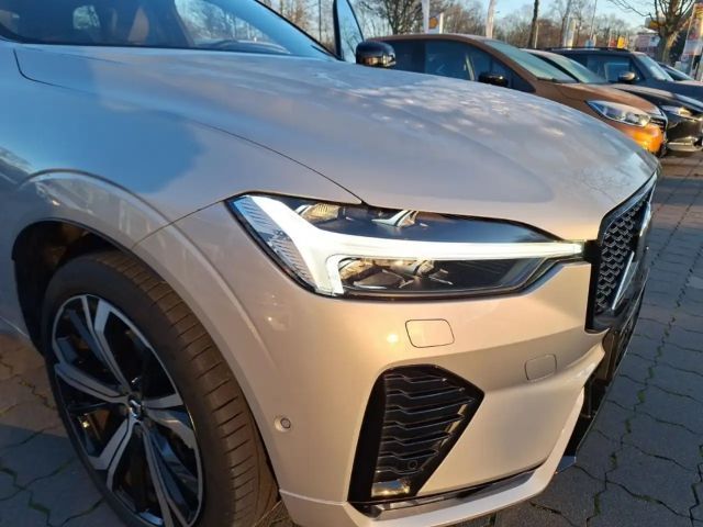 Volvo XC60 AWD Dark Plus