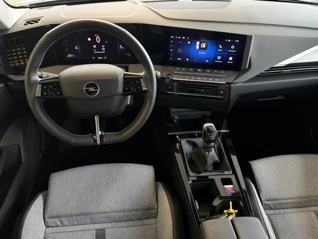 Opel Astra 1.2 Turbo Elegance Turbo