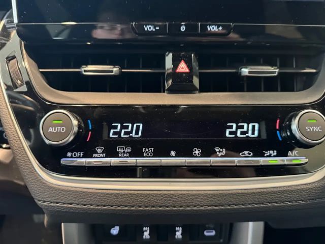 Toyota Corolla Cross Hybride Team D