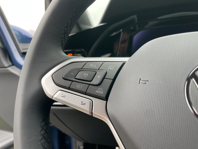 Volkswagen Golf 1.5 eTSI