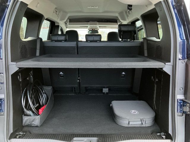 Mercedes-Benz EQT 200