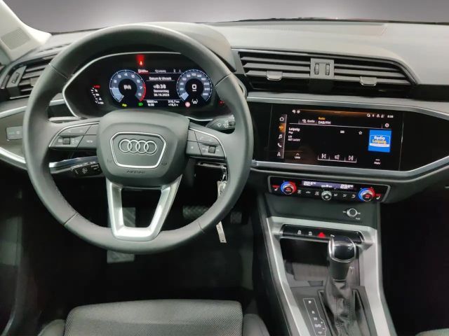 Audi Q3 35 TFSI S-Tronic