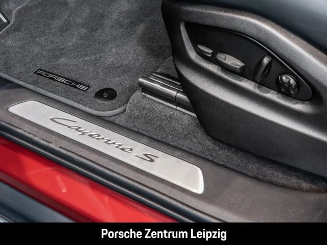 Porsche Cayenne S