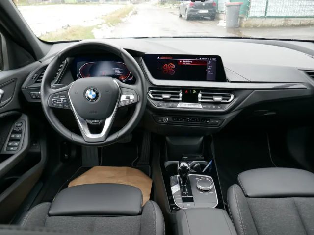 BMW 118 118d Sport Line