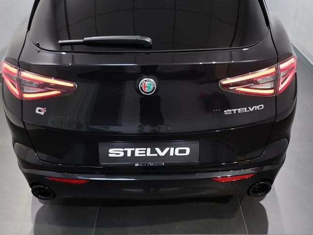 Alfa Romeo Stelvio AT8 Q4 Veloce