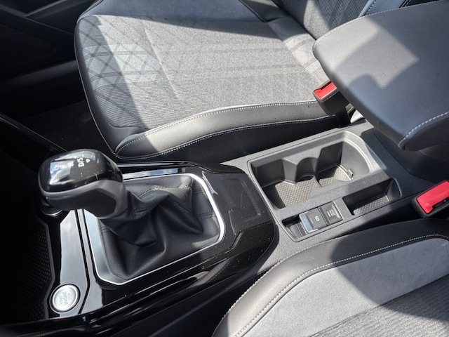 Volkswagen T-Roc 1.5 TSI DSG R-Line