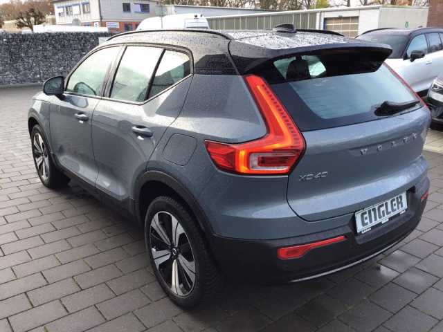 Volvo XC40 Core Recharge