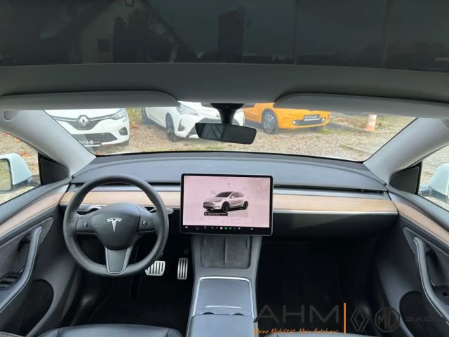 Tesla Model Y AWD Dual Motor Performance