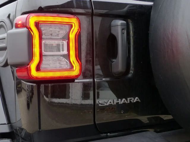 Jeep Wrangler Sahara