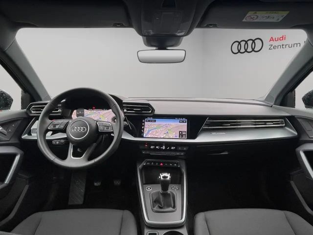 Audi A3 30 TDI Sedan