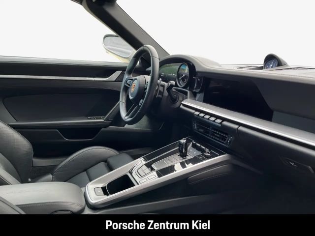 Porsche 992 4S Coupé Targa