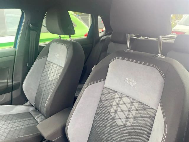 Volkswagen Polo 1.0 TSI DSG R-Line