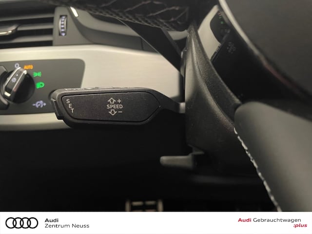 Audi A4 35 TFSI Avant S-Line