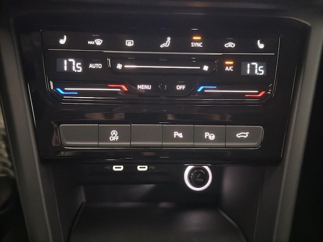 Volkswagen Touran 1.5 TSI DSG R-Line