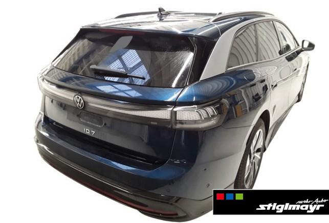 Volkswagen ID.7 IQ.Drive Pro Tourer