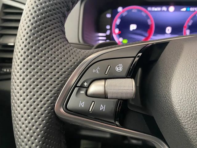 Skoda Karoq 2.0 TSI 4x4 Sportline