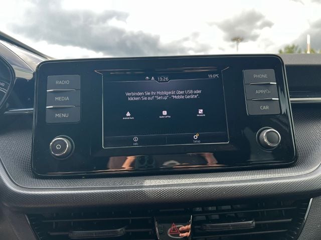 Skoda Fabia FABIA 95PS 5-Gang*LED*PDC*SHZ*SmartLink*Allwette