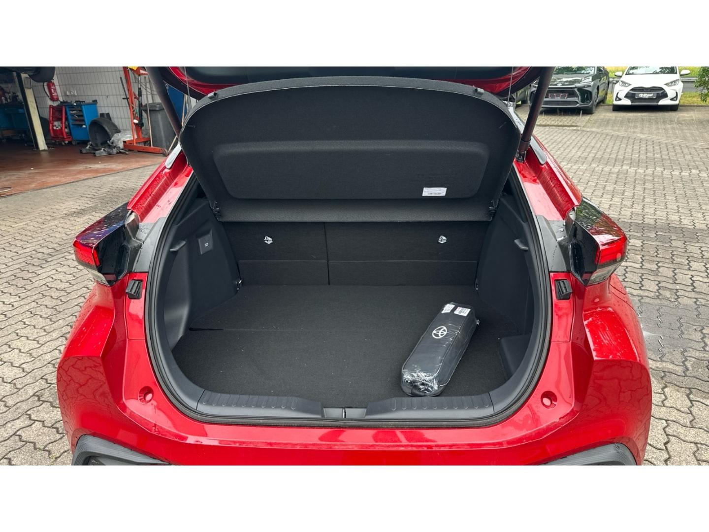 Toyota C-HR Hybride Plug-in Team D