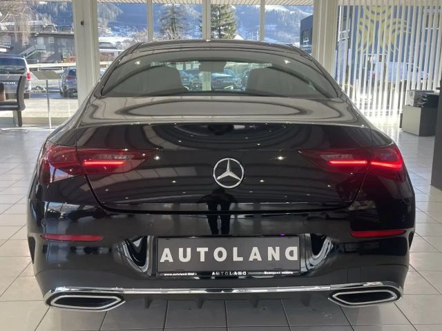 Mercedes-Benz CLA 200 AMG Line Coupé