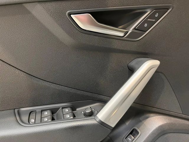Audi Q2 30 TFSI S-Line