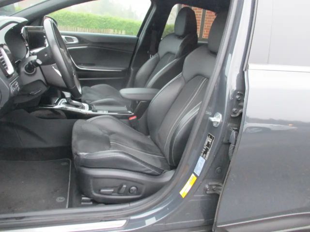 Kia XCeed Black Xdition / Automatik / Klima . . .