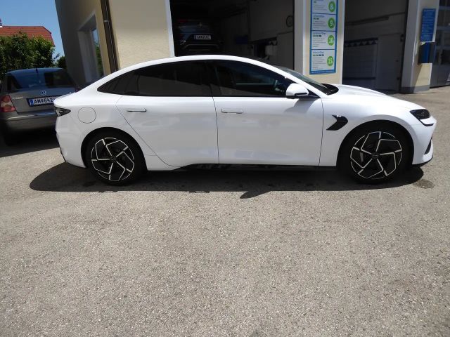 BYD Seal Executive Vierwielaandrijving