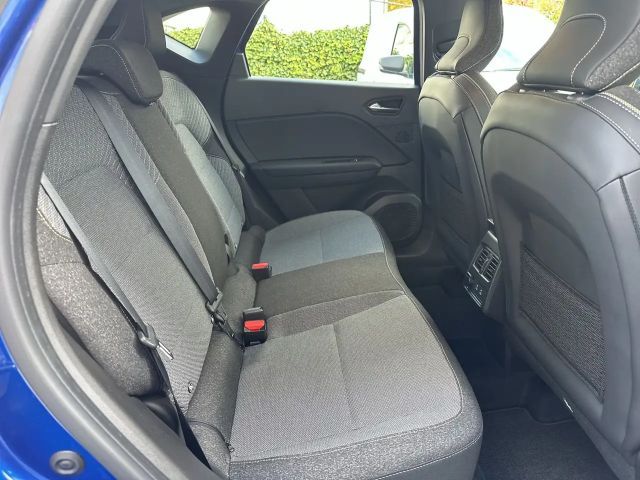 Renault Captur Hybrid TCe 140 Techno