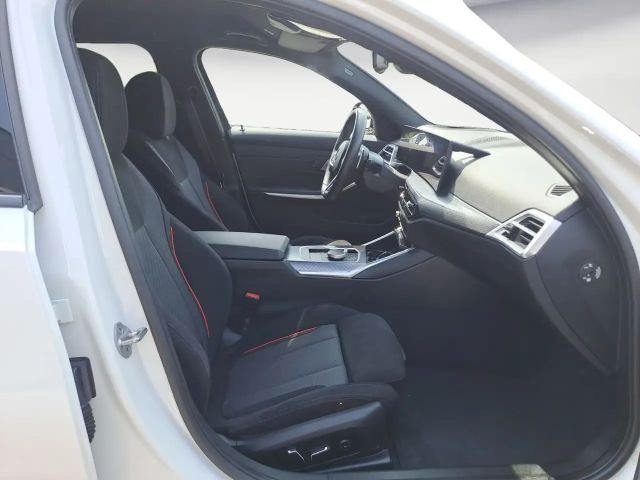 BMW 320 320d M-Sport Touring xDrive