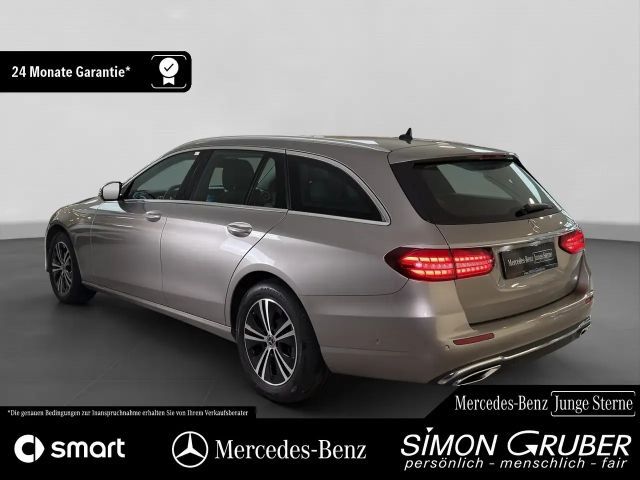 Mercedes-Benz E 220 4MATIC AVANTGARDE