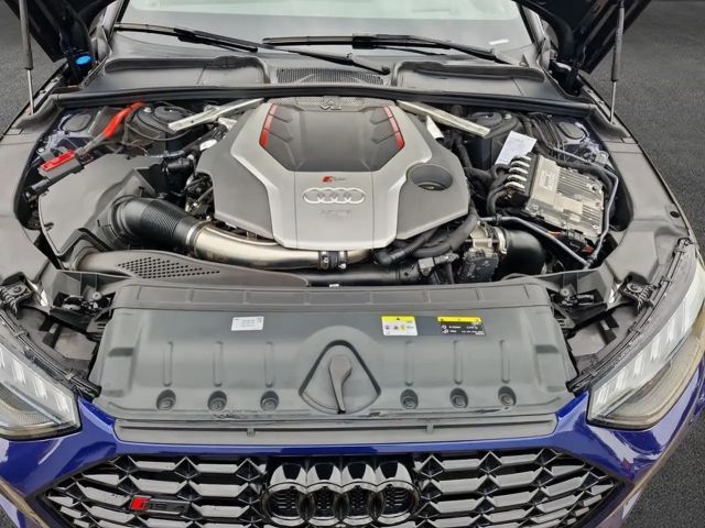 Audi RS4 Avant Quattro