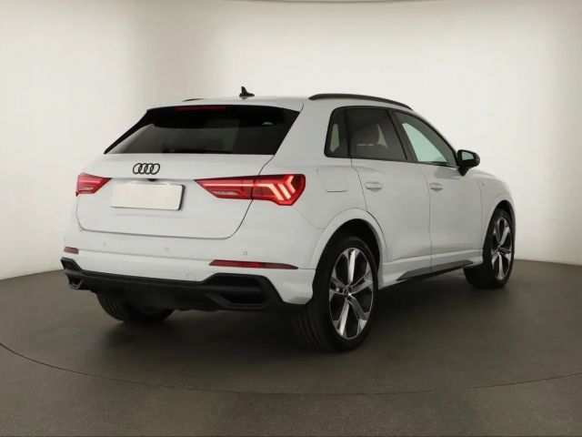 Audi Q3 40 TDI Quattro S-Line