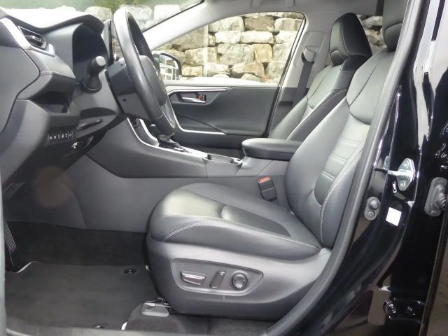 Toyota RAV4 Lounge Vierwielaandrijving