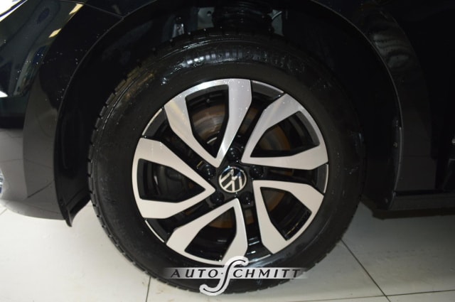 Volkswagen Touran 1.5 TSI DSG