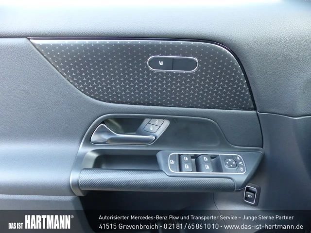 Mercedes-Benz GLA 200 ADVANCED+MBUX+RF.KAM+NAVI+LED+SPURHALTE