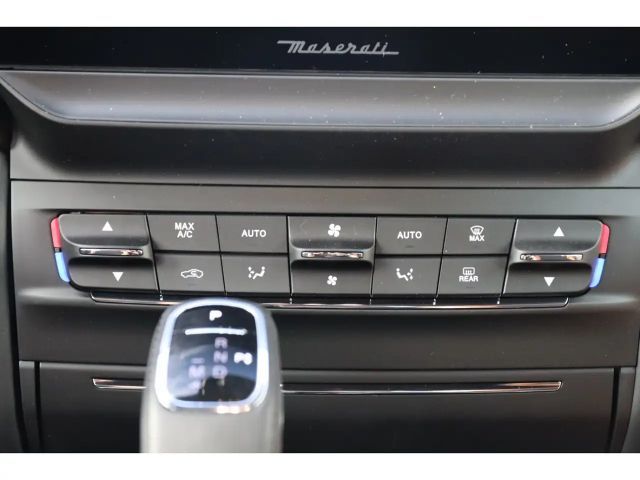 Maserati Ghibli Trofeo