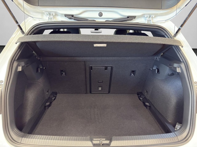 Volkswagen Golf 1.5 eTSI DSG Golf VIII Style