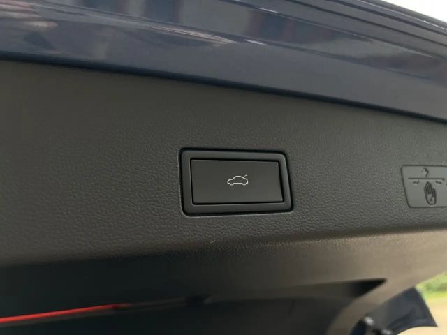 Volkswagen Golf DSG Golf VIII Life Variant