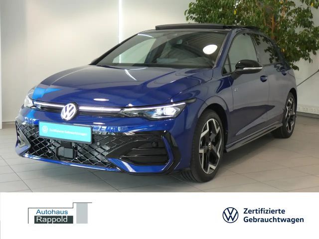 Volkswagen Golf 1.5 eTSI DSG R-Line