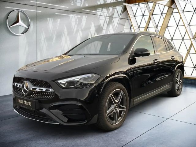 Mercedes-Benz GLA 200 AMG Line GLA 200 d