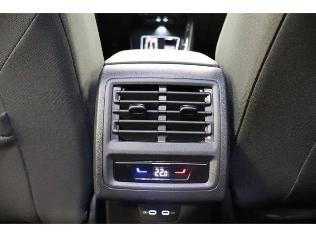 Volkswagen Golf 2.0 TSI DSG GTI Golf VIII