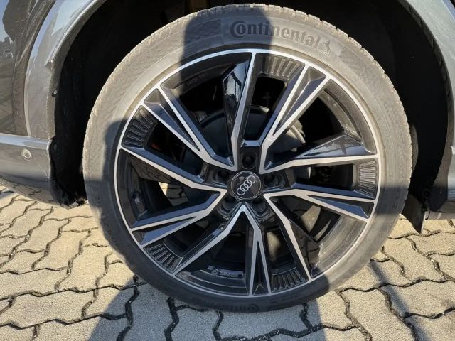Audi Q4 e-tron Q4 45 e-tron *** "S - Line" innen + außen !!!