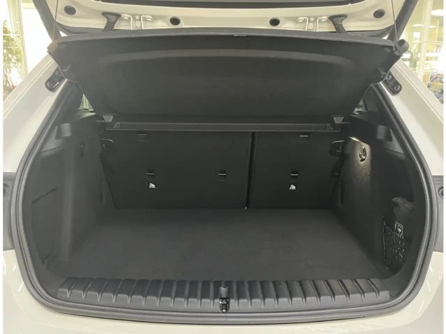 BMW 118 118i 5-deurs Sedan