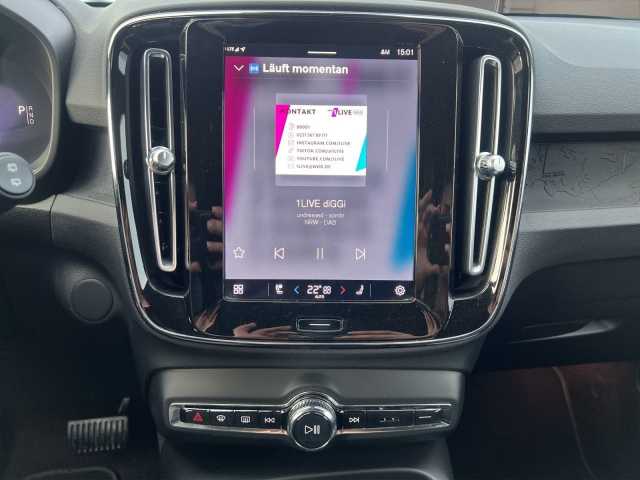 Volvo XC40 Core Recharge